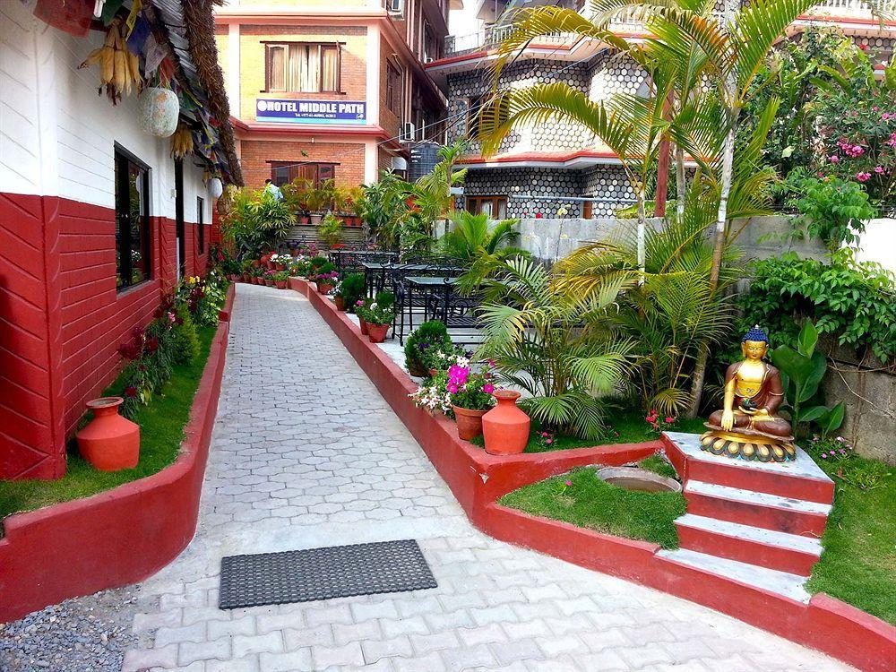 Hotel Middle Path & Pokhara